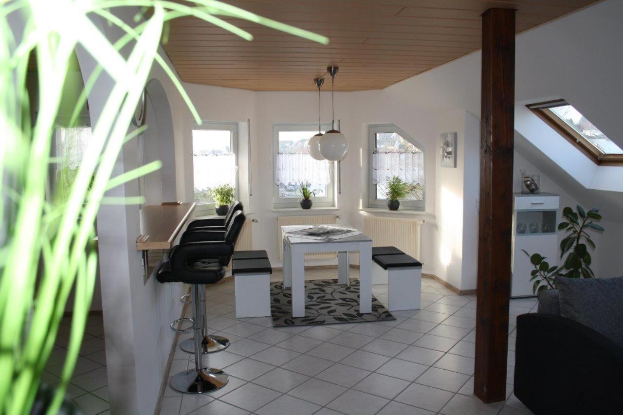 Ferienwohnung Kempf Mandelbachtal Ommersheim Exterior foto